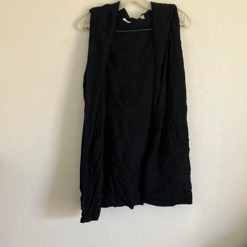 FINAL MARKDOWN Cyrus open front hooded vest medium